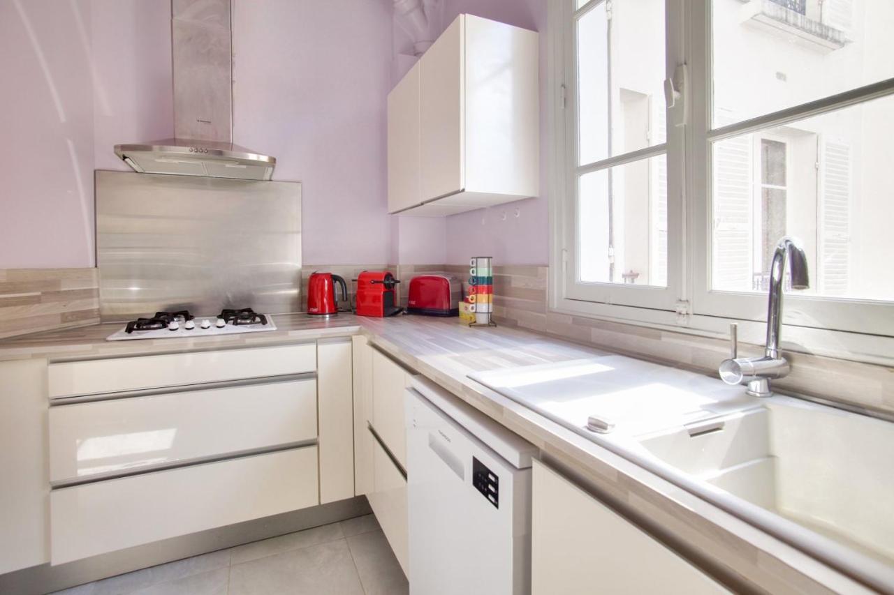 2 Bedrooms Tour Eiffel Rapp Paris Exterior foto